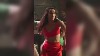 She is just Throwing away her boobs - Shraddha Kapoor