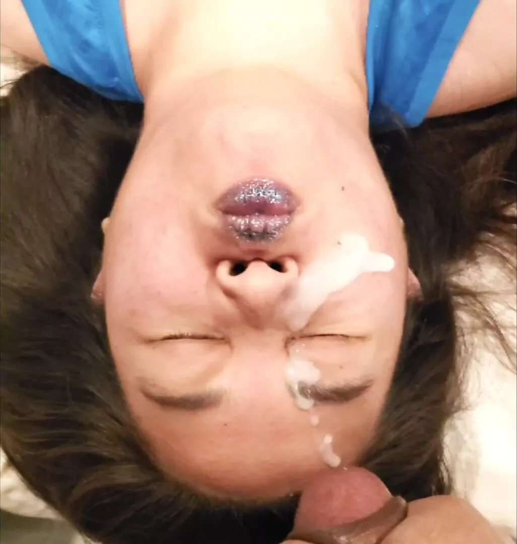 Thick Facial - Pretty Little Cumsluts: Huge thick facial - Porn GIF Video | netyda.com