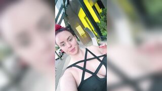 A little flash out on the street ???? - Public Flashing
