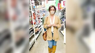 Not the onlys thing hard at the hardware store - Public Flashing