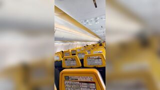 Ryanair, your flights are so boring! Let's play a bit... - Public Flashing