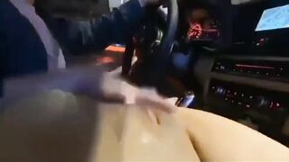 ???? i never thought i dare to ask a uber driver to play with my pussy - Public Flashing