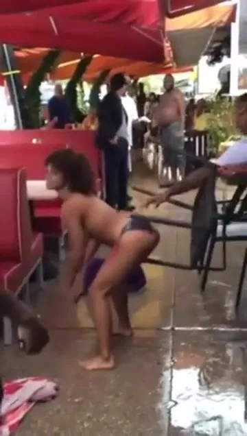360px x 636px - Pussy Treasury: This Crazy Playing With Her Pussy In Public Letting People  Finger Her - Porn GIF Video | netyda.com