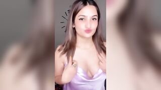 Let them jiggle - Instagram Reels NSFW