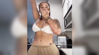 Rennirucci2x - Video16 - Renni Rucci