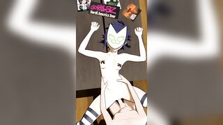 Noodle spends time with her biggest fan (Gorillaz) [Sourozowy]