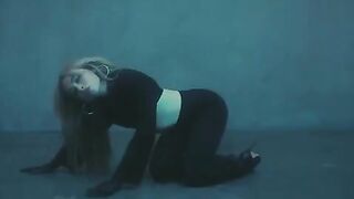 Arch Loop - Sabrina Carpenter