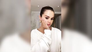 Her skincare routine - Selena Gomez