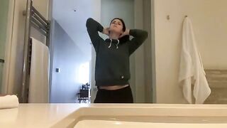 Alexandra Daddario Pokies - Sexy YouTube Girls